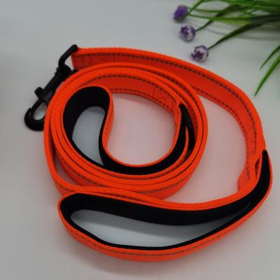 China Sustainable Top Selling Pet Rope Leash Customized Pet Collars And Leashes for sale