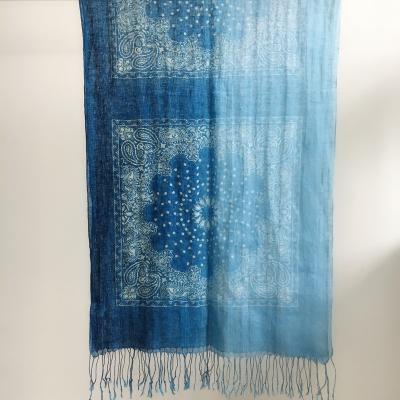 China Air 100% Canvas Women Retro Wax Printing Spring Slightly Air Wit Gradient Ramp Light Scarf for sale