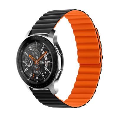 China Reversible Silicone Rubber Strap Magnetic Band For Huawei 22mm Samsung Galaxy Smart Watch 20mm for sale