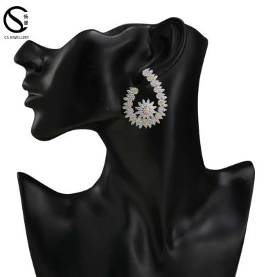 China Vintage Jewelry Wholesale Brass / Copper Rise Earrings Semi Flower Ear Cuff Earrings for sale