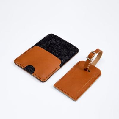 China Fasion Customized Hot Selling Real Leather Luggage Tag Left Travel Passport Cases for sale