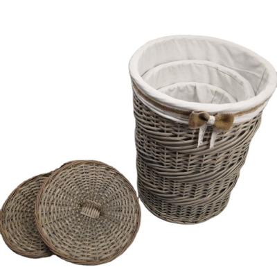 China Wholesale Modern and Fashionable Modern Wicker Manual Laundry Basket Laundry Basket with Half Cover Wicker Laundry Basket for sale