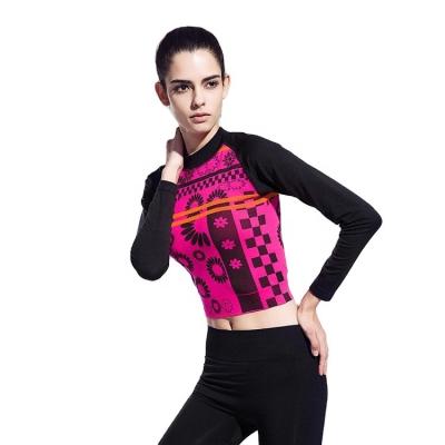 China Breathable Ladies Sports Quick-Drying Fitness Shorts Top , Fashion Printed Fitness Yoga T-shirt for sale