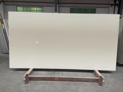 China Polier/überzog natürlichen Quarz der Quarz Countertops-beige Farbe93% mit Leder zu verkaufen