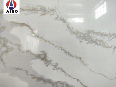 China Marmeren Witte Gebouwde het Kwartssteen van Texturencalacatta voor Countertop Te koop