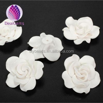 China Fashion Polymer Clay Acrylic Jewelry Accessories White Flower Beads for sale