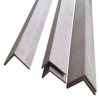 China Hot Rolled Equal Structural Steel Structure SS400 Angle Iron Carbon Iron Angle Steel Bar for sale