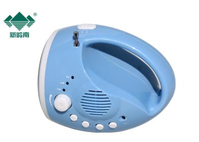 China Handheld Powerful Dynamo Rechargeable Radio With Flashlight For Emergency for sale