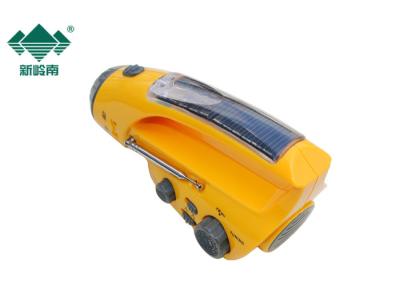 China Multifunctional Rechargeable Flashlight Radio For Mobile Phone , Digital Am Radio for sale