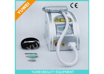 China Tragbare Nd Yag Laser-Tätowierungs-Abbau-Maschine für Fleckschwarzmuttermal-Alterspigment zu verkaufen