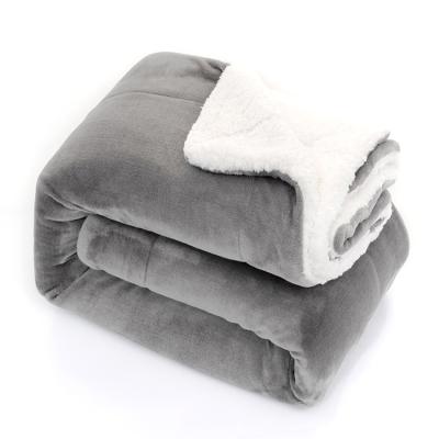 China Anti-Static Custom 100% Polyester Sherpa Lamb Thickened Double Flannel Fleece Blanket Throw For Winter for sale