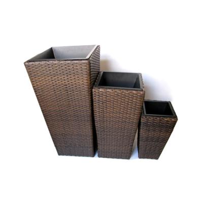 China Brown square PE rattan flower vase large plant pots S&D tree pots large handcrafts outdoor home and garden rattan planter for sale