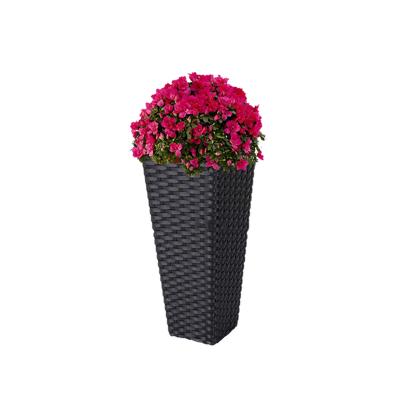 China Decoration Stand Metal Bucket Flower Pot Durable Rattan Woven Single Floor Vases Large for sale