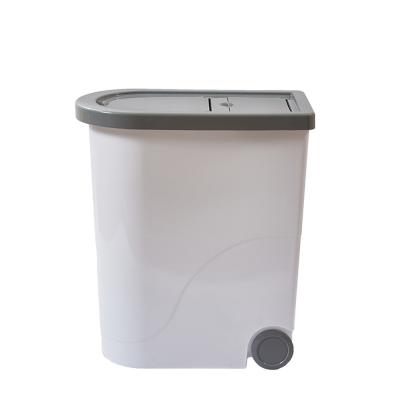 China New Type 32L 430*230*485mm Sustainable Storage Container For Pet Food for sale