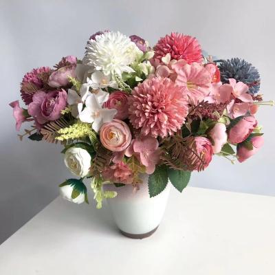 China Hot Sale Wedding Decoration Indoor Outdoor Supplies Decorative Silk Flower Artificia Flowers Small Bouquet Rose Daisy Wholesale for sale