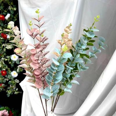 China Home Decoration 3 Branches 3 Eucalyptus Branches Small Green Grass Grass Bouquet Flowers Artificial Plastic Flower Arrangement Flowers for sale