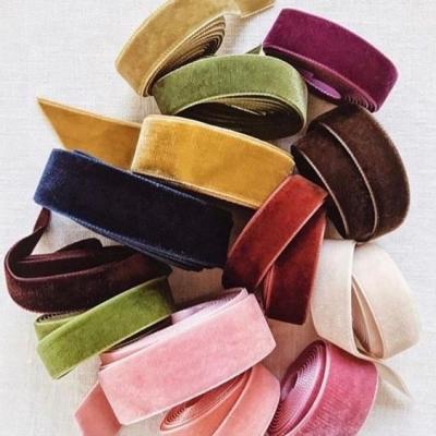 China High Tenacity Factory Stocked 3-50mm Single Faced Velvet Ribbon Bows Solid Color Gift Velvet Ribbon Packaging Bows for sale