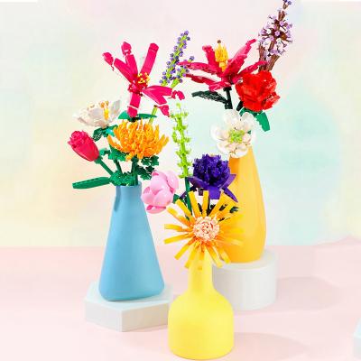 China The Flower Building Block Plastic Exquisite Bouquet Building Block The Flower Plastic Set Creative Toys For Mothers Day Valentine's Day Gifts for sale