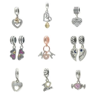 China 925 Sterling Silver Mother's Day Gift Love Mom Trendy Heart Dangle Charms For Bracelet Making for sale