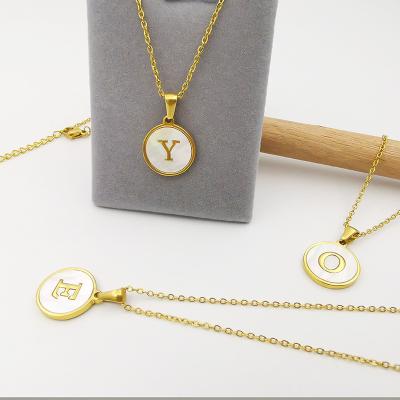 China Exquisite Interesting Letter Necklace Youthful Letter Shell Jewelry Necklace for sale