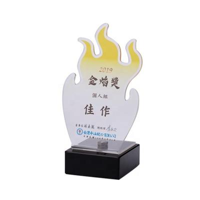 China China Custom Design Acrylic Trophy Awards for sale