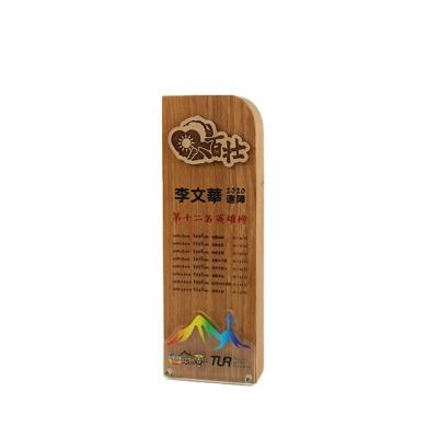 China Cheap Custom Europe Wooden Trophies Medals Sports Awards Gifts for sale