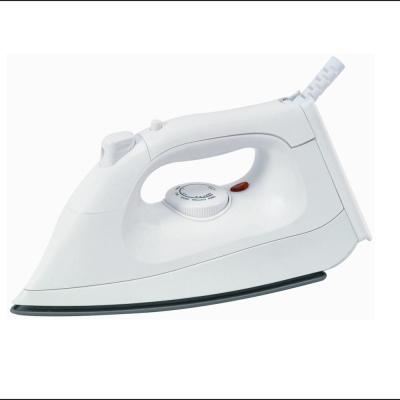 China 1000w Dry Iron with Spray and Aluminum Soleplate LM-208A for sale