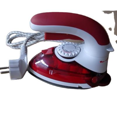 China Compact Steam Style Travel Iron LM-688 with Aluminum Soleplates for sale