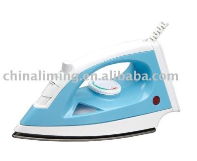 China Ironing with 110-127/220-240V Steam Iron LM-788 and 20g/min Continuous Steam for sale