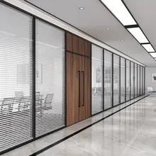 China 12mm Office Glass Partition With Aluminum Profiles For Natural Light And Sound Control for sale