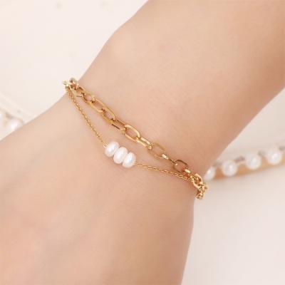 China FASHIONABLE high quality gold plated stainless steel paperclip freshwater pearl bracelet for women girls pulseras-por-maire for sale