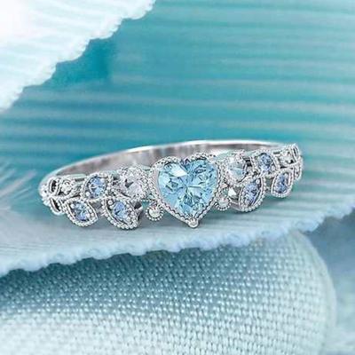 China 2022 Fashion Jewelry CLASSIC Women Color CZ Heart Rings Bling Multi Crystal Rhinestone Finger Wedding Rings for sale