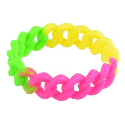 China Cheap silicon charm bracelet silicone bracelet manufacturer free sample silicone hand bracelet for sale