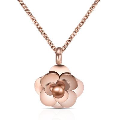 China FASHIONABLE Goods Using Low Price Wholesale Brass Pendant Gold Rose Flower Necklace for sale