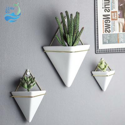 China Wall Mounted Nordic Natural Succulent Nursery Air Bulk Jingqi Flower Plant Basket Triangular Wall Hanging Flower Plant Basket Pots And Planters for sale