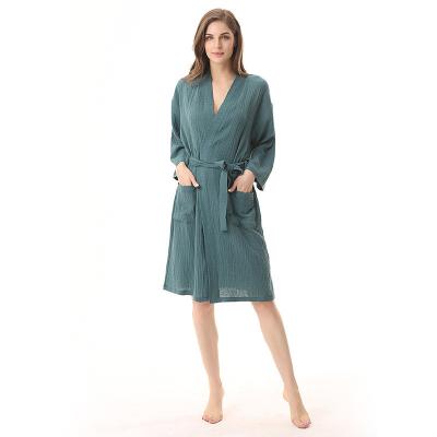 China QUICK DRY Bath Gauze Bathrobe Summer Adult Bathrobe Solid Colors Women Bath Spa Hotel Cotton Long Robe Shower Wrap Dressing Gown for sale