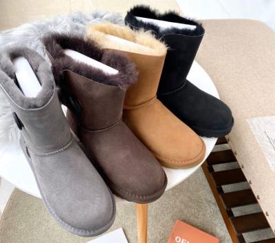 China Wholesale Custom Made Breathable Winter Snow Boots Genuine Face Sheepskin Twin Boots For Lady for sale