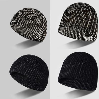 China COMMON Wholesale Hip Hop Skull Skull Cap Hat Reflective Knitted Winter For Men Outside Sports for sale