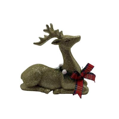 China Polyresin Resin Golden Deer With Garland For Christmas Decoration for sale