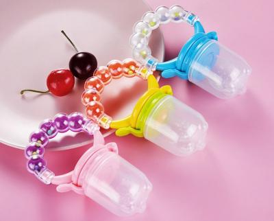 China BPA Free Hot Sale Food Grade Silicone Baby Feeding Pacifier Baby Fruit Feeding Feeder for sale