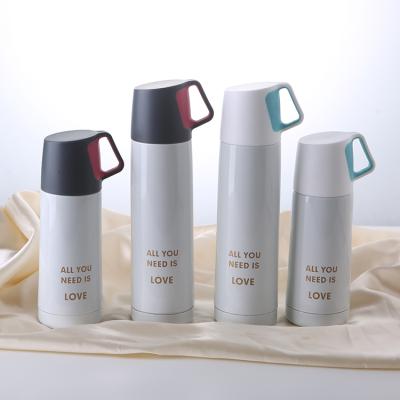 China PORTABLE Double Wall Vacuum Stainless Steel Hot And Cold Water Bottle With Silicone Bands for sale