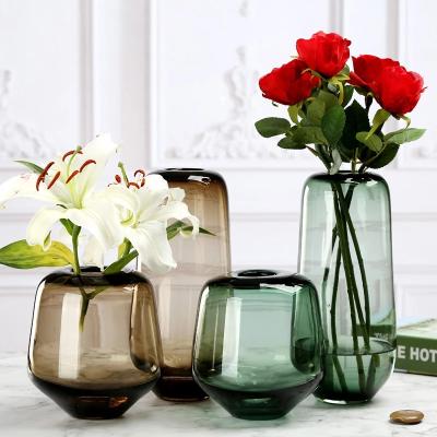 China Nordic Style Eco-friendly Creative Dry Flowerpot Simple Aquatic Flower Vases Colored Cheap Glass Vases For Decoration for sale