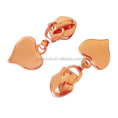 China Luxury Fashion Heart Shape 5# Rose Gold Zipper Sliders Whit Puller for sale