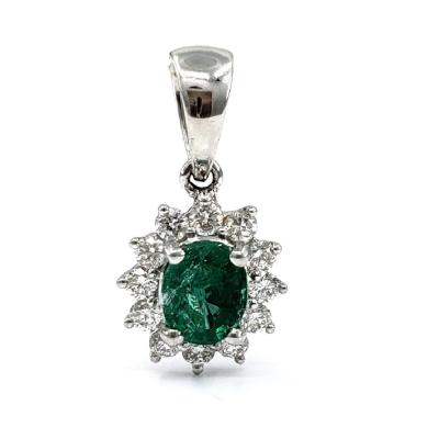 China CLASSIC Casual Design Overdone 18K White Gold Diamond Fine Green Emerald Flower Natural Shape Pendant 18K Anniversary Gift For Wife for sale