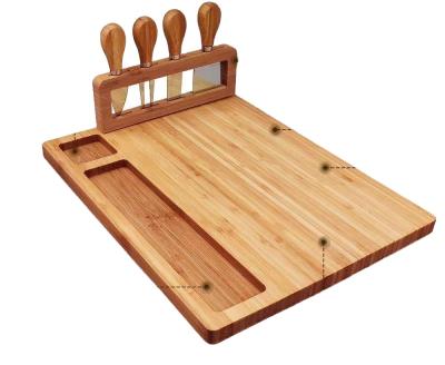 China Sustainable bamboo cheese board, bamboo cutting board with stainless steel knives, four-piece bamboo cheese board platter for sale