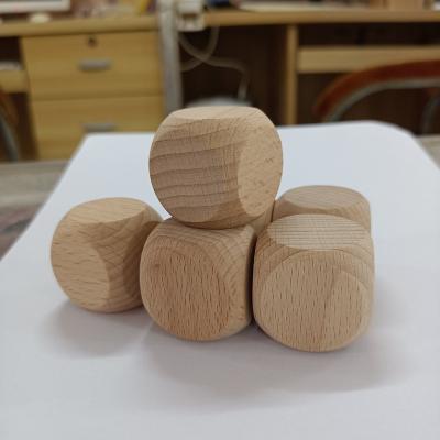 China Beech Wood Cube 30mm Dies Shape Wooden Cube Single Die Cuts Cube for sale