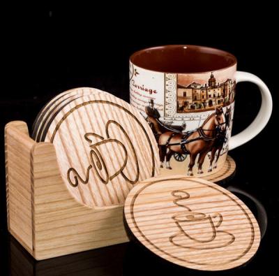 China Sustainable Wooden Coaster , Cup Holder Kitchen Decor Eco Warm Wood for sale