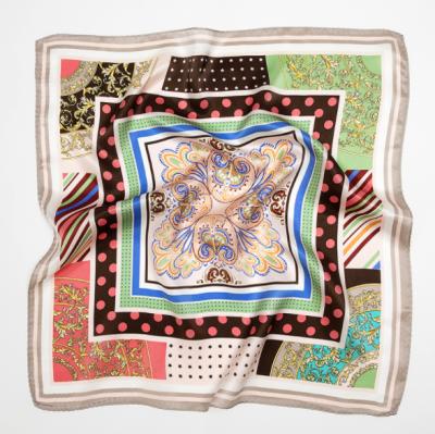 China 2021 Square fashion hot sale, British style 100% new style silk scarf digital printing ladies can customize for sale