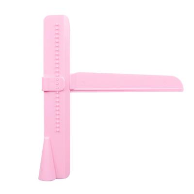 China Viable Pink Fondant Cake Smoother Sugarcraft Cake Decorating Scraper Cake Decorating Tools for sale