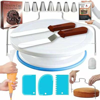 China Sustainable 137 Pcs Cake Decorating Supplies Baking Kit Pastry Tools Baking Accessories for sale